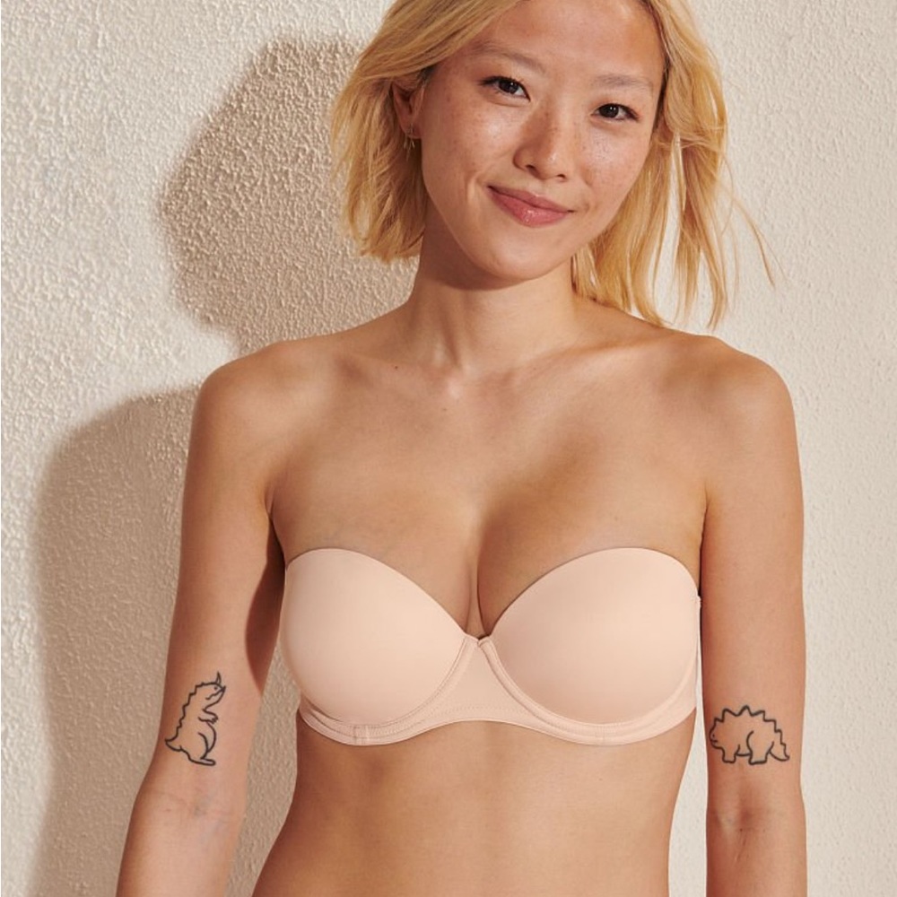 Victoria’s Secret Pink Wear everywhere multi-way push-up bra
